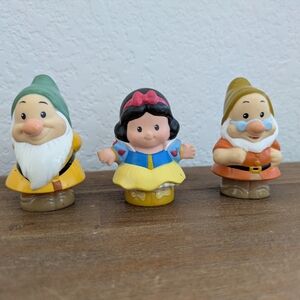 Vintage 2012 Little People Fisher-Price Disney Snow White and Two Dwarfs